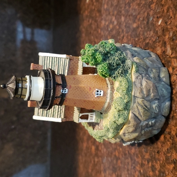 Block Island Lighthouse treasure box - Picture 4 of 6